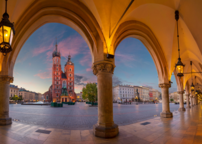 CRACOVIA, AUSCHWITZ E WIELICZKA